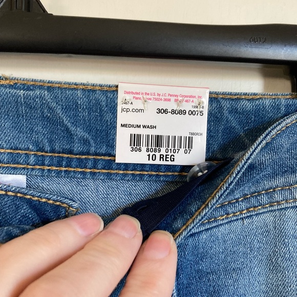 🌞Total Girl Medium Wash Crystal Detail Bermuda Denim Shorts #IB - Picture 4 of 9